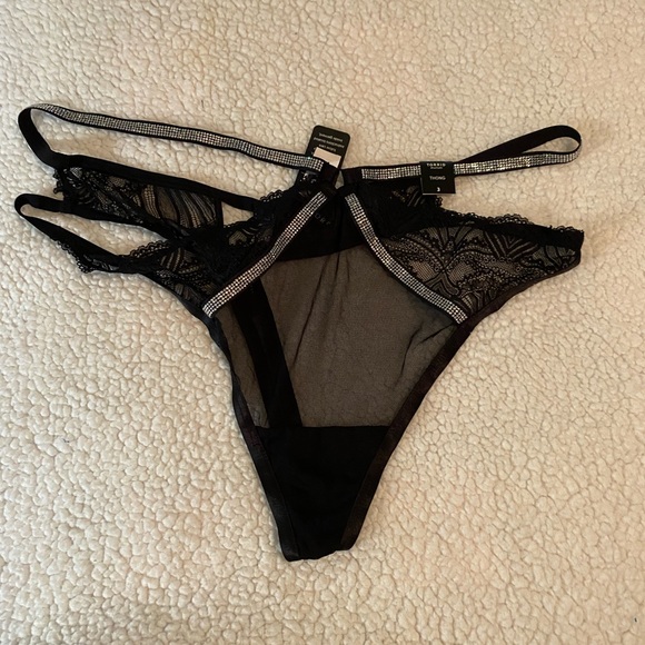 Torrid Black Sheer Lace Thong with Strappy Rhinestone Details NWT - Picture 1 of 6